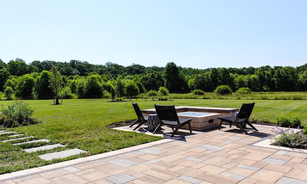Jonny Nichols Landscape Maintenance, Inc.