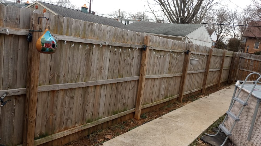 Bullies Landscaping & Power Washing