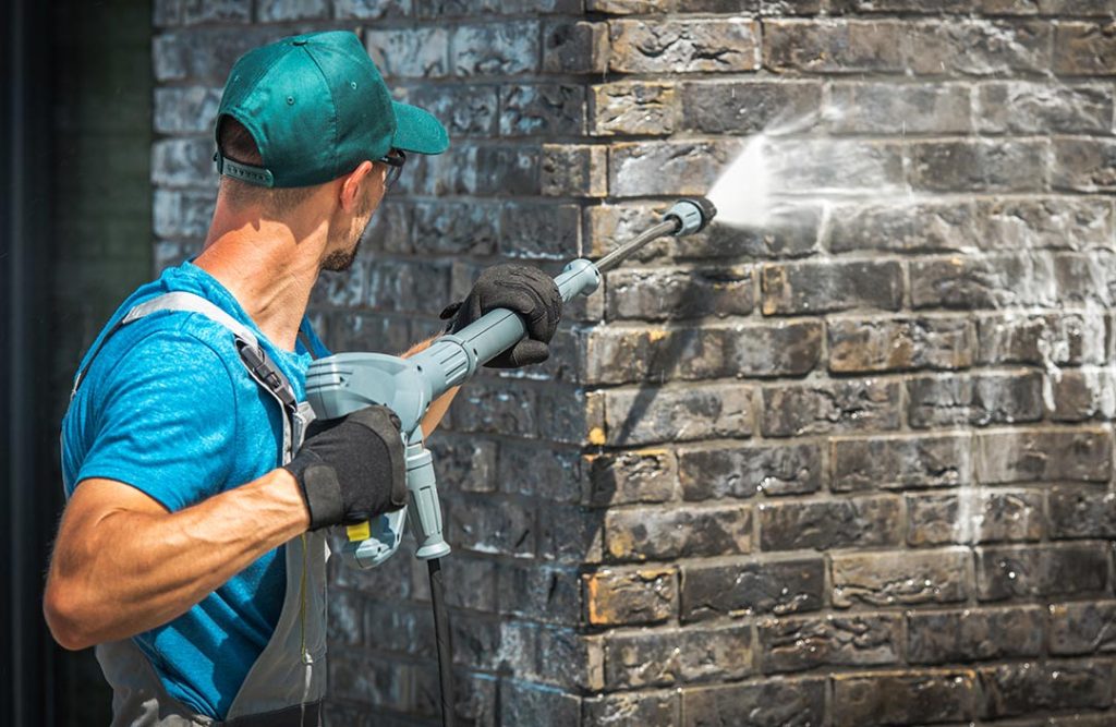 Professional Power Washing Services in Newark Delaware