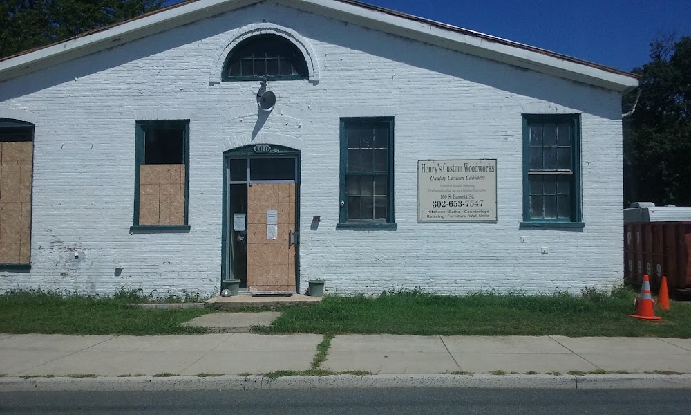 Henry’s Custom Woodworks