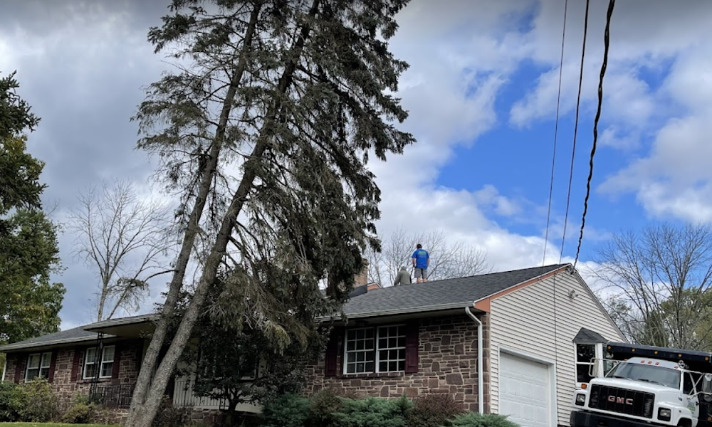 R C Roofing & More by Ruiz Construction LLC