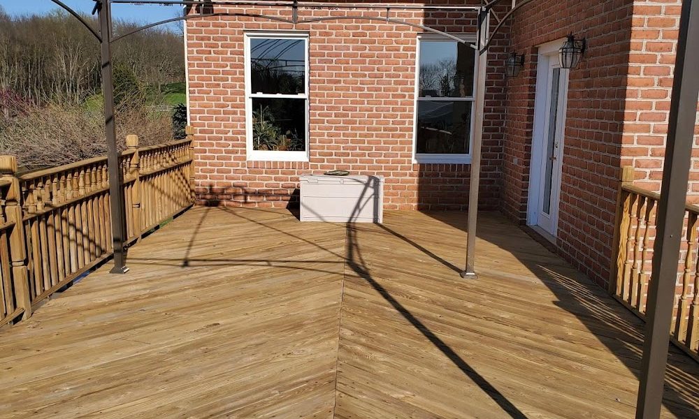 Between Cleaning LLC