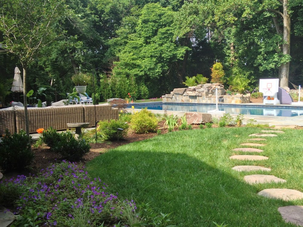 Denchfield Landscaping Inc
