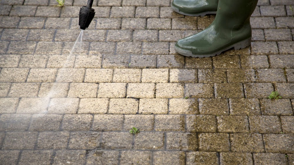 Dillon’s Power Washing & Seal Coating