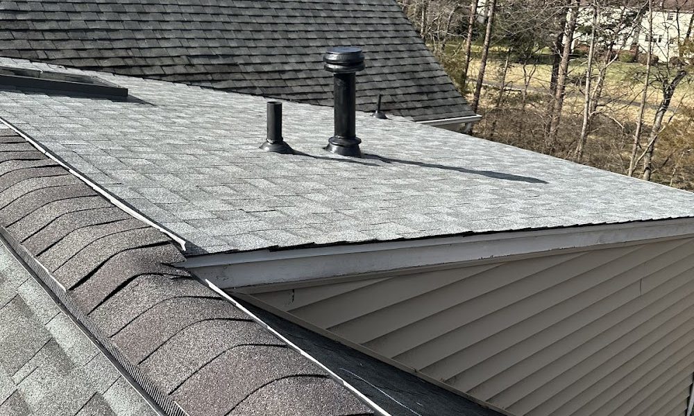 Ez Roofing and Gutters LLC