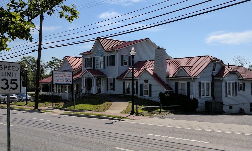 Holding Hands Daycare Center