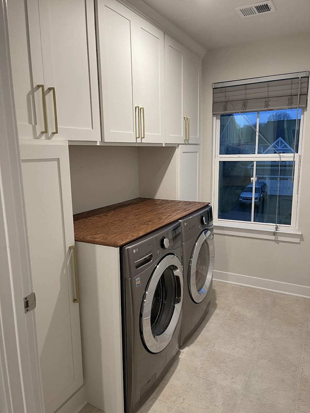 M&J CARPENTRY SERVICES L