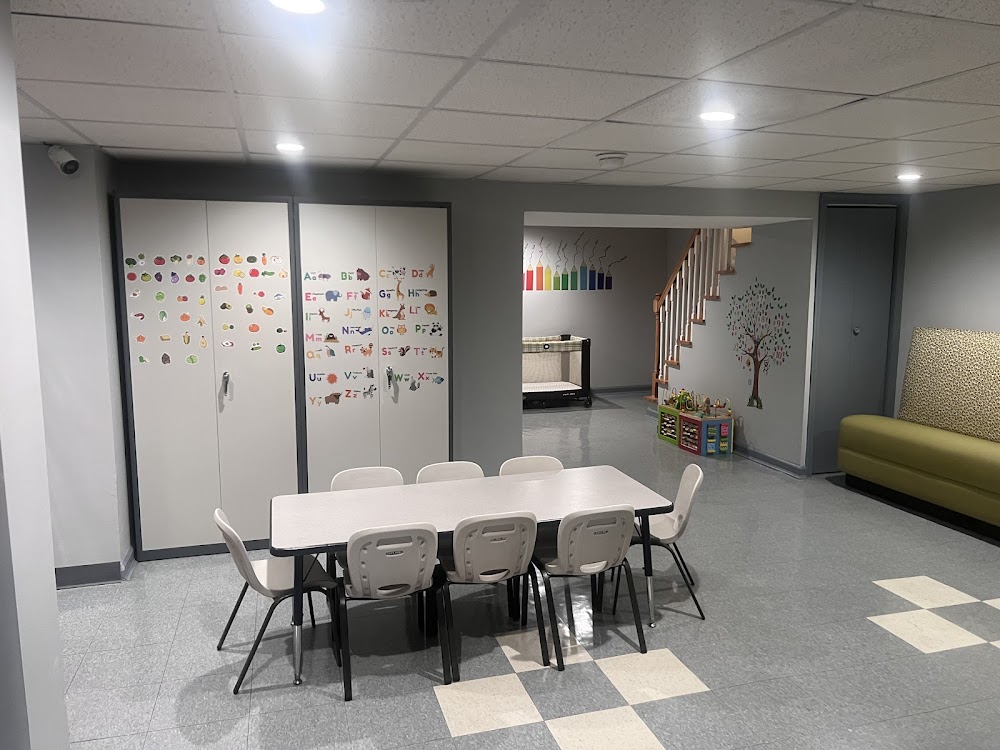 Ninas Daycare