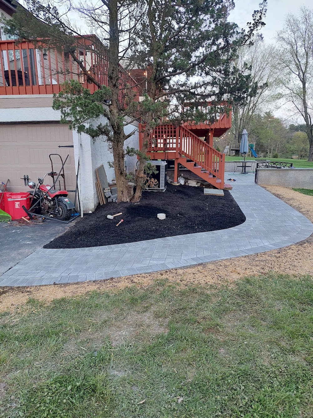 Paradise Landscaping, Llc