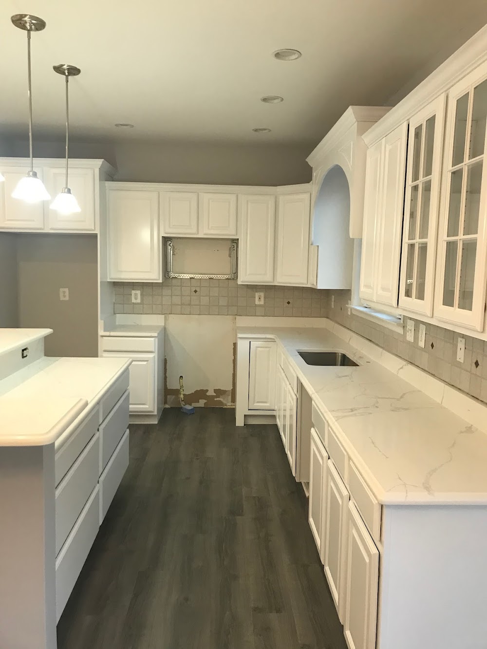 Quality Carpentry & Cabinets