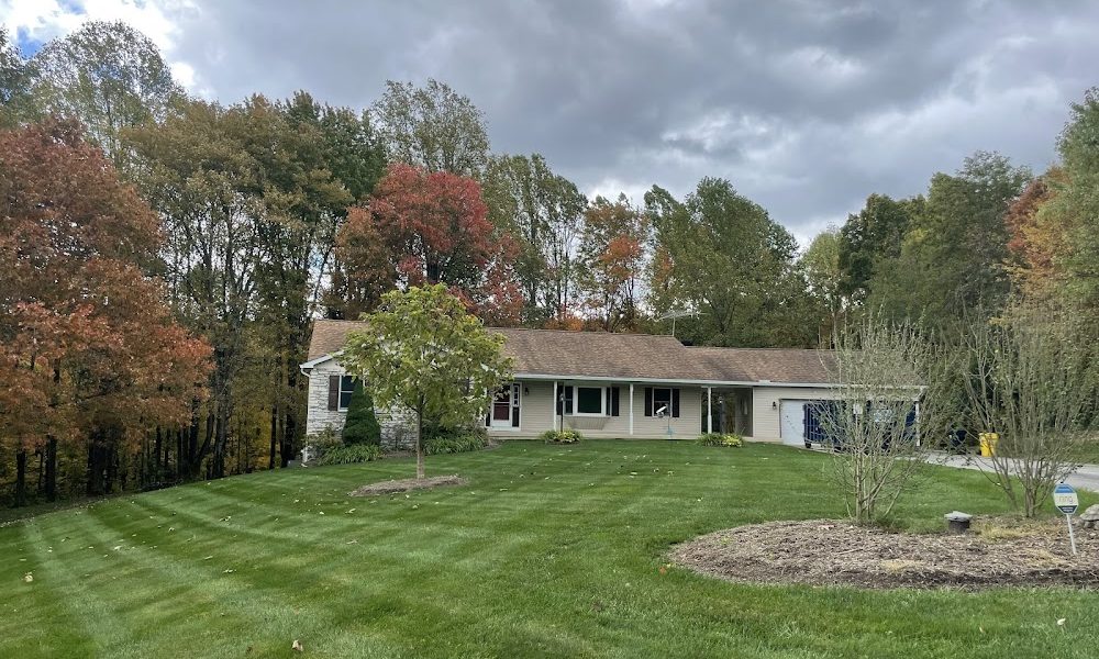 Straight Line Lawn Care