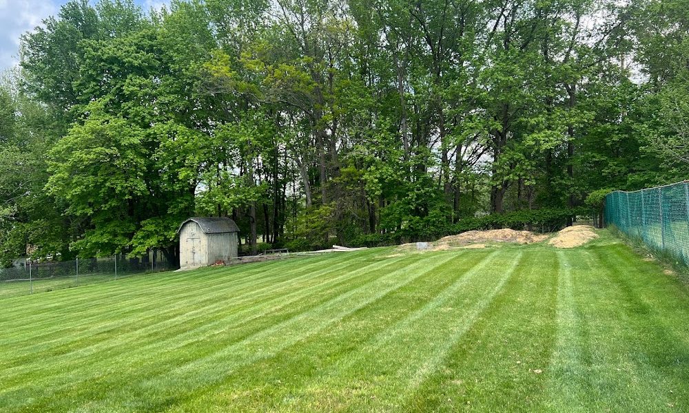 TEASLEY’S LAWNCARE & SERVICES