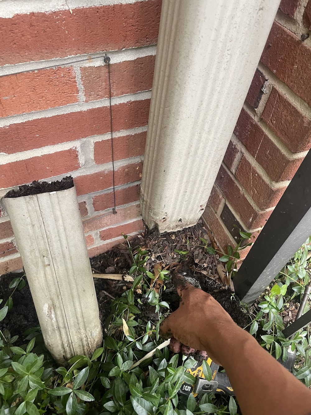 Tony’s Gutter Cleaning