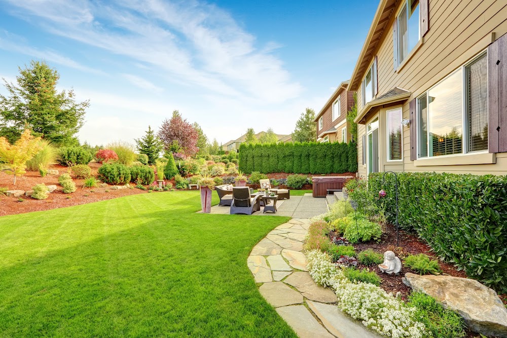 Top Notch Mowing and Lawn Care