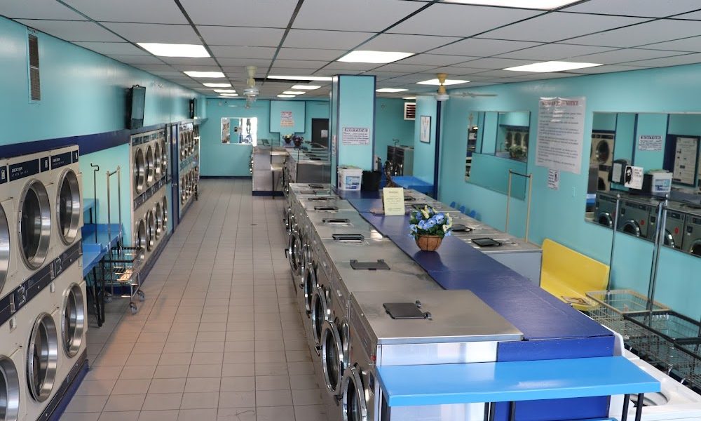 Wash ‘N Dry Laundromat