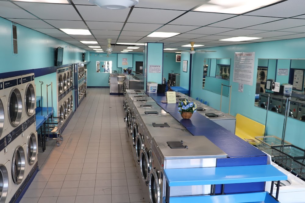 Wash ‘N Dry Laundromat