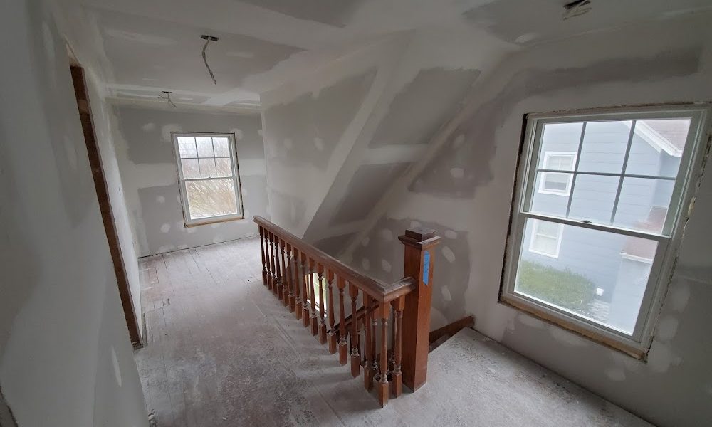 Wells Handyman & Drywall LLC- Licensed And Insured